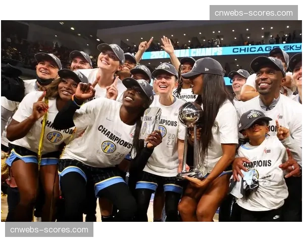 芝加哥天空队助理教练托尼娅·爱德华兹离职，加盟大学球队